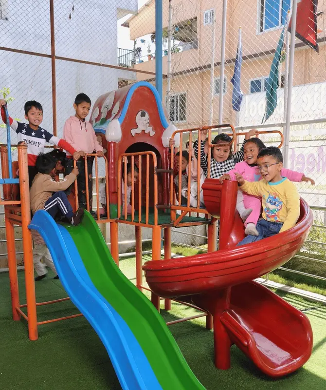 pre primary kids playing in school