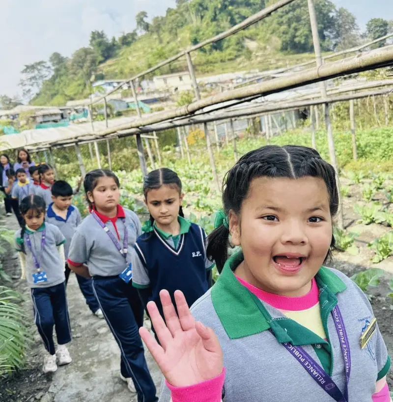 primary school kids in excursion