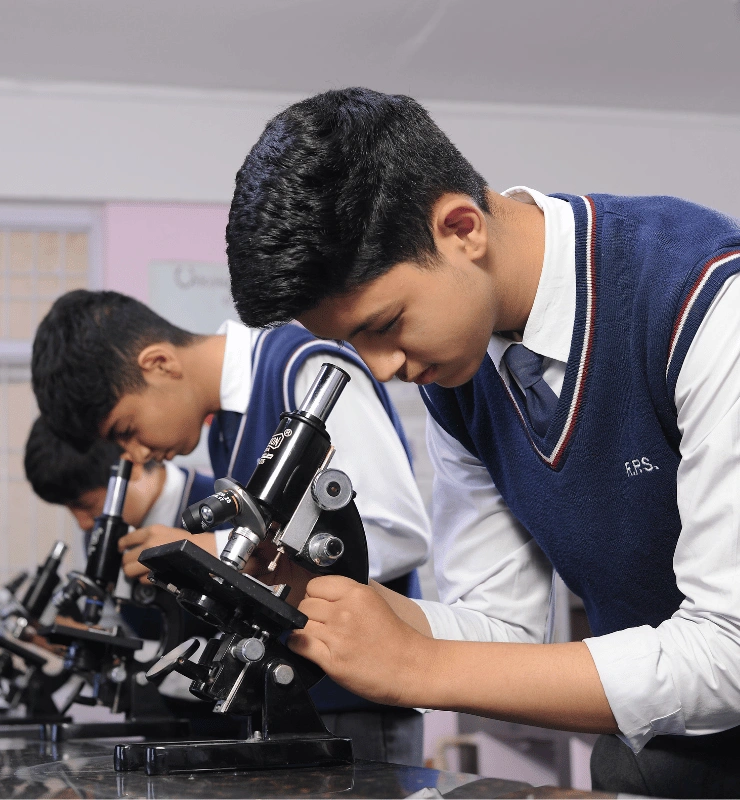 secondary students in science lab at RPS school